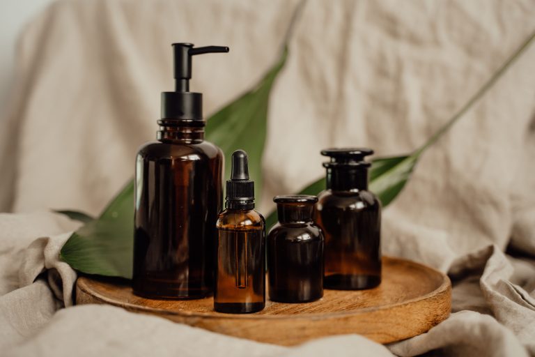 The Neck Nobody Talks About: A Nighttime Ritual for Skin That’s Been Through Something